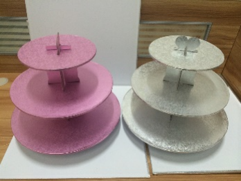 cake stand